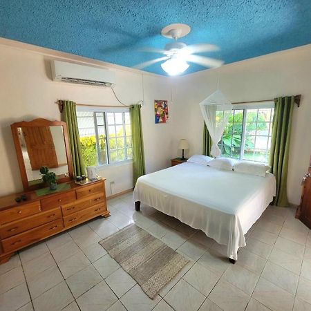 Green'S Palace Jamaica Oracabessa Εξωτερικό φωτογραφία