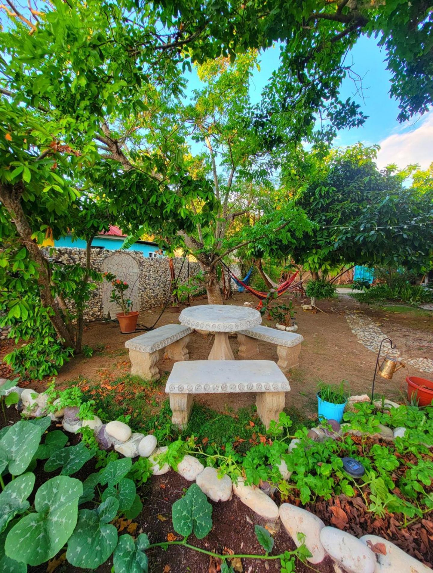 Green'S Palace Jamaica Oracabessa Εξωτερικό φωτογραφία