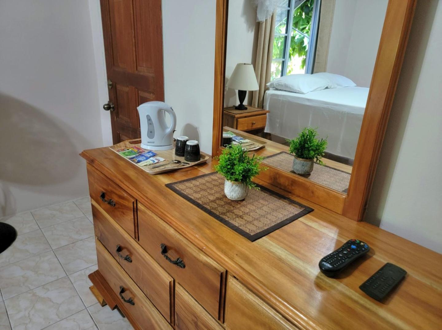 Green'S Palace Jamaica Oracabessa Εξωτερικό φωτογραφία
